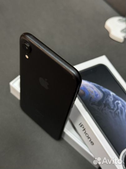 iPhone Xr, 64 ГБ