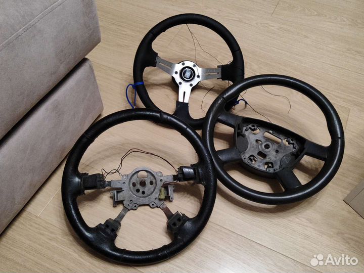 Автозапчасти руль 3 штуки под перетяжку