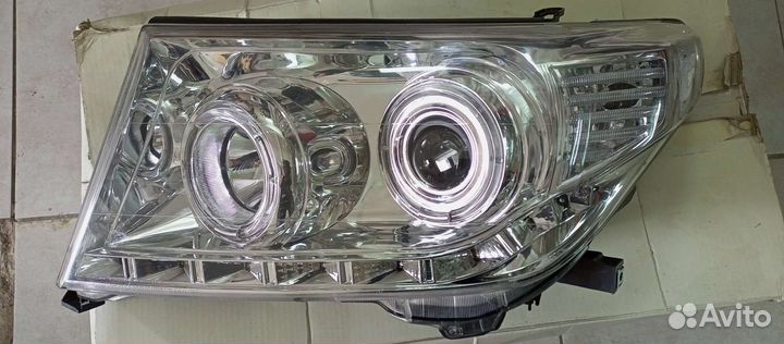Фары Land Cruiser 200