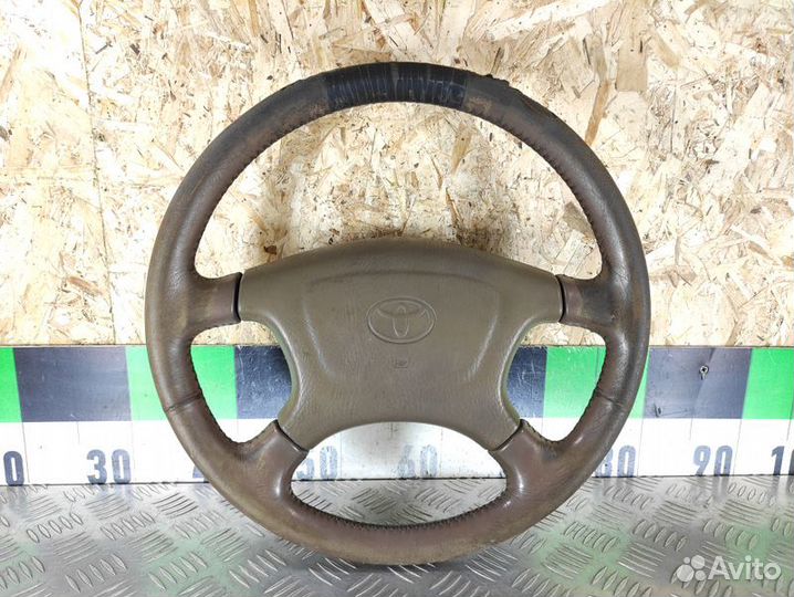 Рулевое колесо Toyota Camry v10