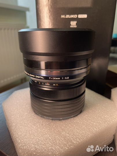 Объектив Olympus ED 7-14mm f/2.8 Pro M.Z Digital