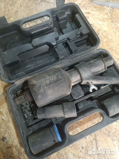 Для откручивания колес грузовых автомобилей