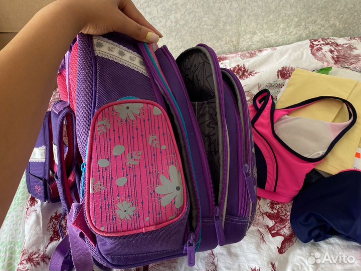 Школьный рюкзак с ортопедической спинкой