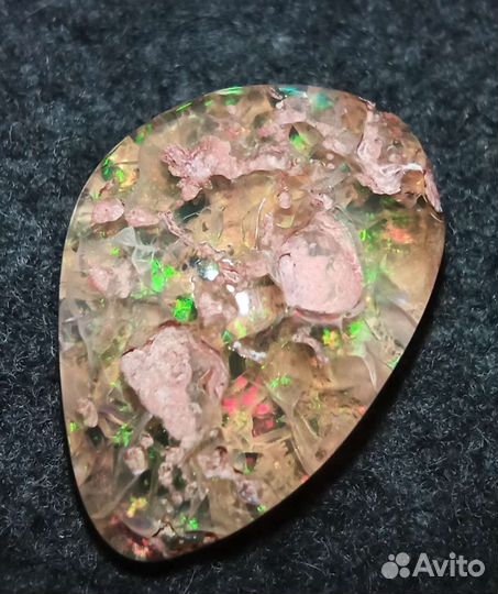 Опал огненный Мексика. Не облагорожен. Крупный