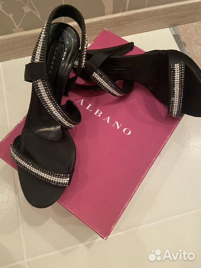 Albano босоножки со стразами 38