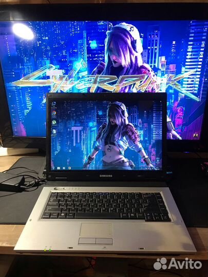 Старый работяга Samsung