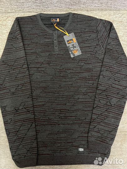 Джемпер новый