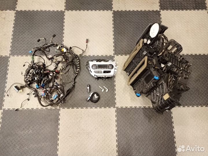 Комплект установки климат-контроля Ford Focus 3