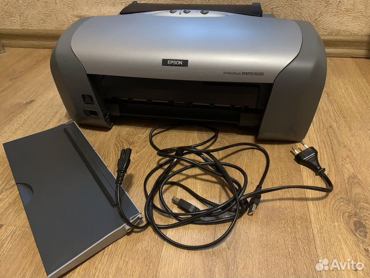 Струйный принтер Epson Stylus Photo 220