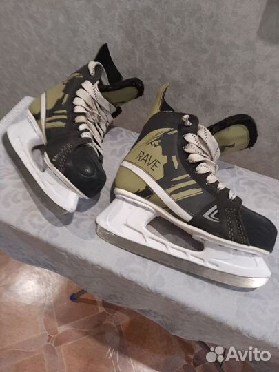 Хоккейные коньки larsen 41 размер