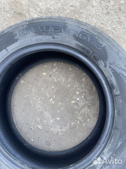 Toyo NanoEnergy 3 215/60 R16