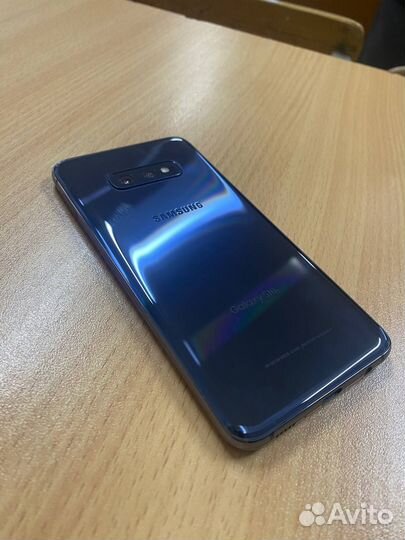 Samsung Galaxy S10e, 6/128 ГБ