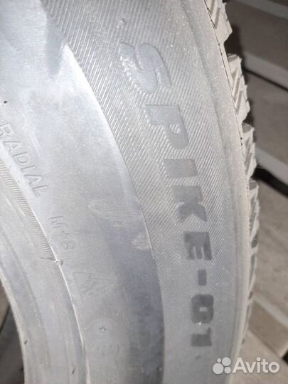 Bridgestone Blizzak Spike-01 225/65 R17 106T