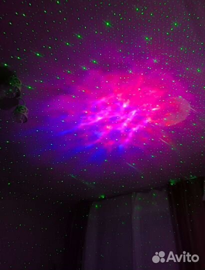 Ночник проектор звездного неба. Колонка. Космонавт