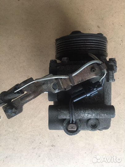 Компрессор кондиционера mitsubishi carisma