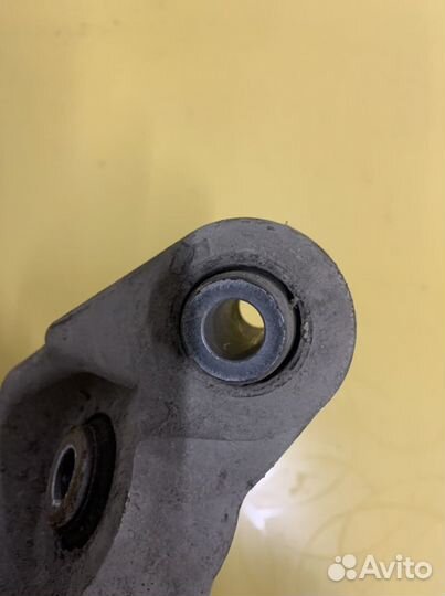 Ниссан Teana J31 Кулак задний