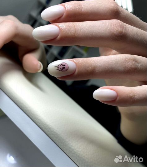 Маникюр педикюр