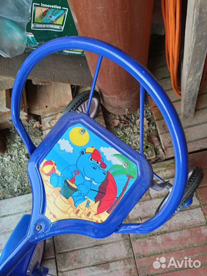 Детский трехколесный велосипед