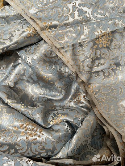 Ткань голубая с золотом качественная красивая 10 м