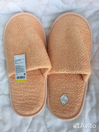 Халат и тапочки Стокманн