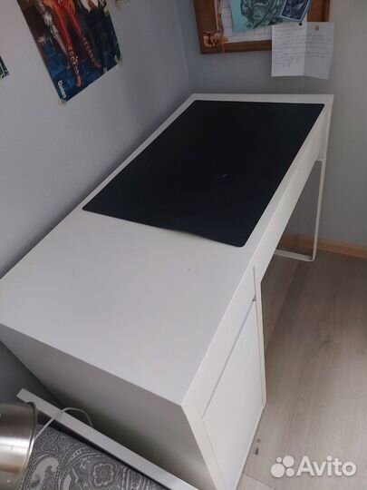 Рабочий стол IKEA