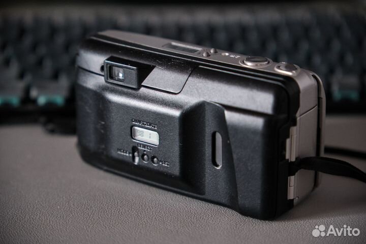 Фотокамера Olympus Superzoom 70G плёночная
