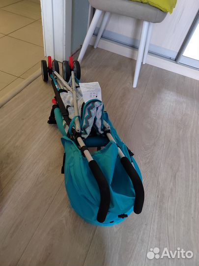 Прогулочная коляска трость