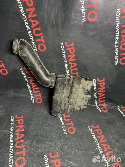 Nissan X Trail T31 резонатор воздушного фильтра