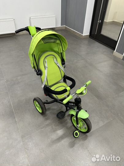 Детский велосипед с ручкой Moby Kids