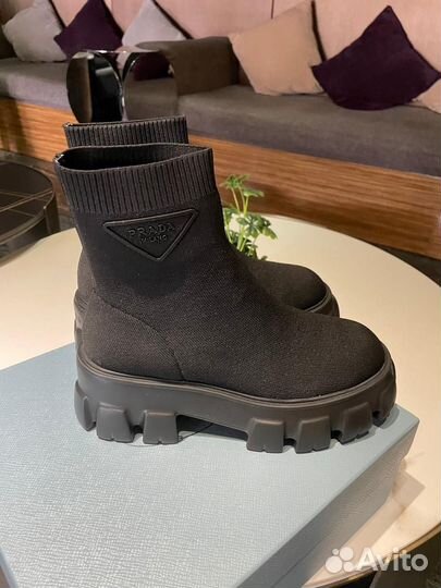 Ботинки женские Prada