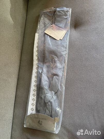 Перчатки кожанные ф. Eleganzza р.7 новые