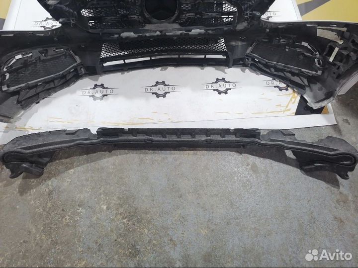 Бампер передний mercedes w213