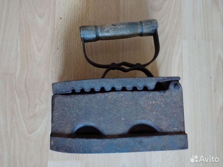 Старый утюг