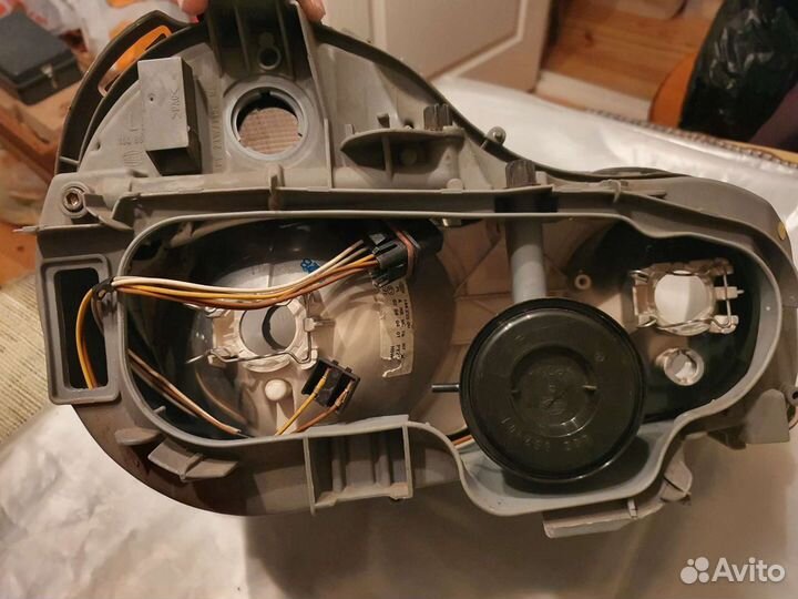 Фара на Mercedes W210-оригинал