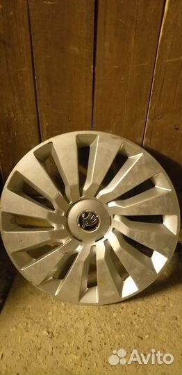 Колпак шкода октавия A7 r16