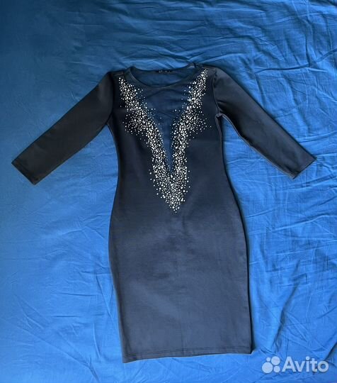Вечернее платье с вырезом XS