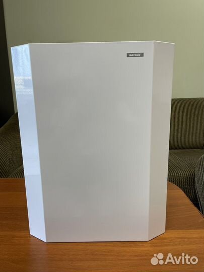 Подвесная урна в ванну