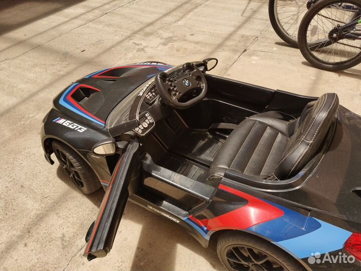 Детский электромобиль BMW