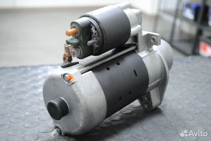 Стартер Mercedes Benz Sprinter 2.7 CDi 2.3 kw