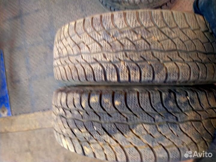 Viatti Bosco S/T V-526 215/65 R17