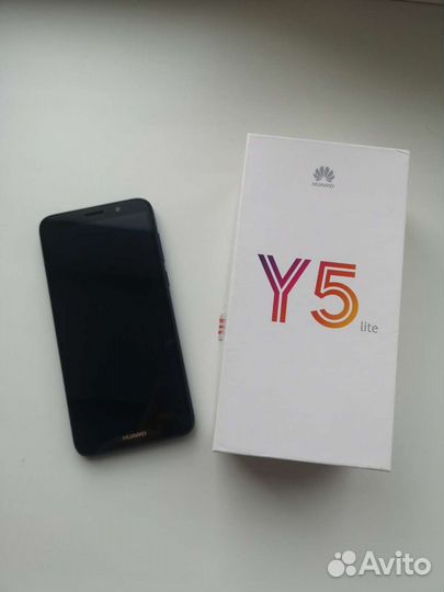 Телефон Huawei Y5 lite