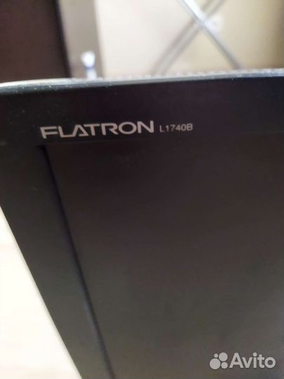 Монитор LG flatron L1740B
