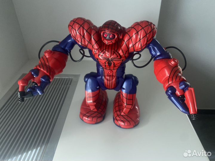 Человек-паук wowwee 8073 Spidersapien