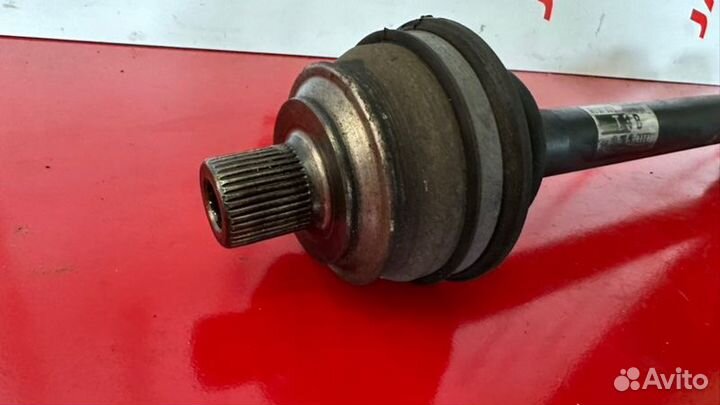 Привод задний левый Audi A6 C6 2.8 ccea 2010