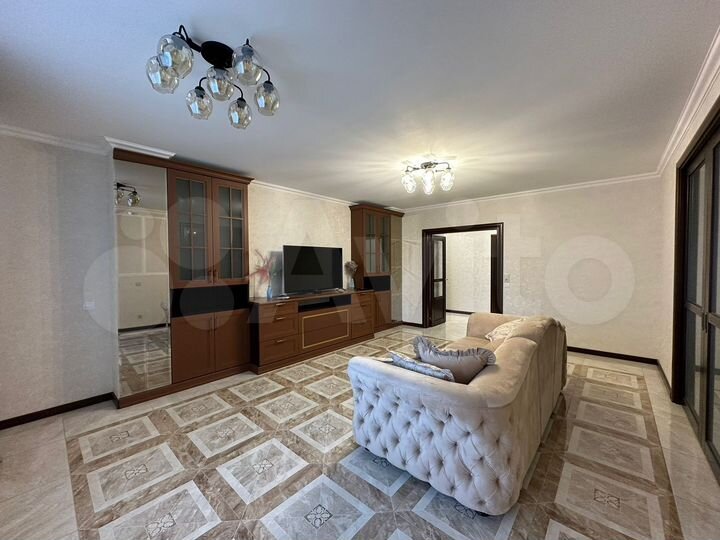 4-к. квартира, 120 м², 2/24 эт.