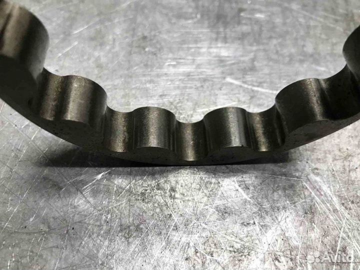 Крышка двс Lexus GS 300 2005-2011