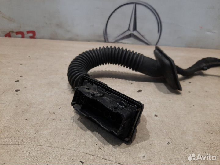 Проводка двери передняя правая Mercedes C180 W205