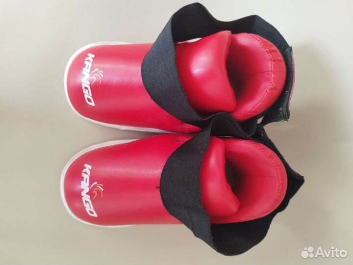 Шлем, перчатки, футы, лапы