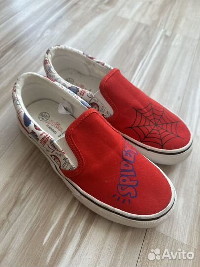 Слипоны мокасины кеды marvel