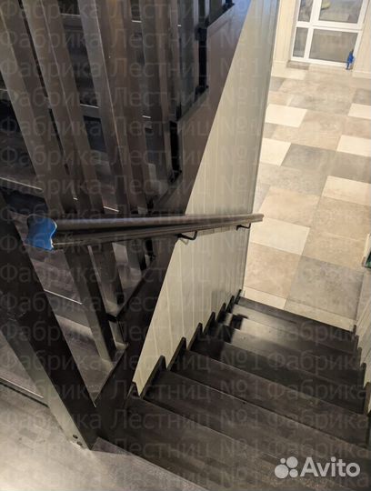 Лестницы на монокосоуре